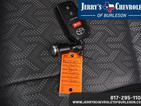 Used 2024 Toyota Tundra Limited image 10