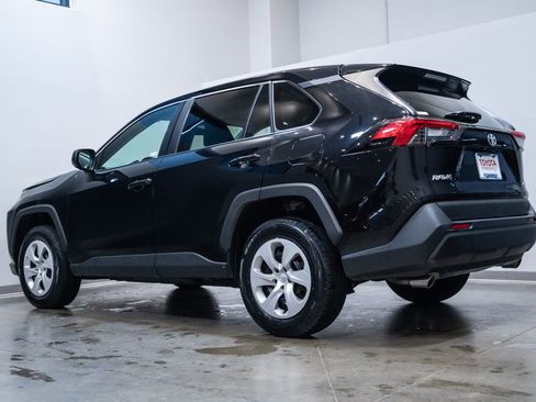 Used 2024 Toyota RAV4 LE image 7