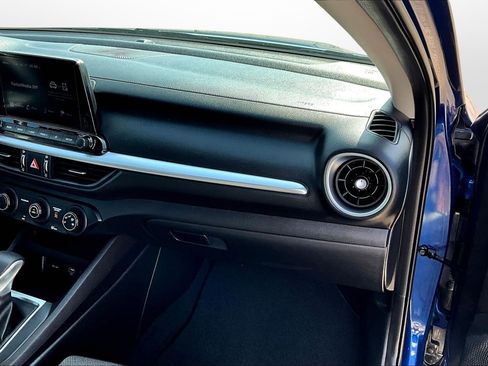 Used 2023 Kia Forte LXS image 20