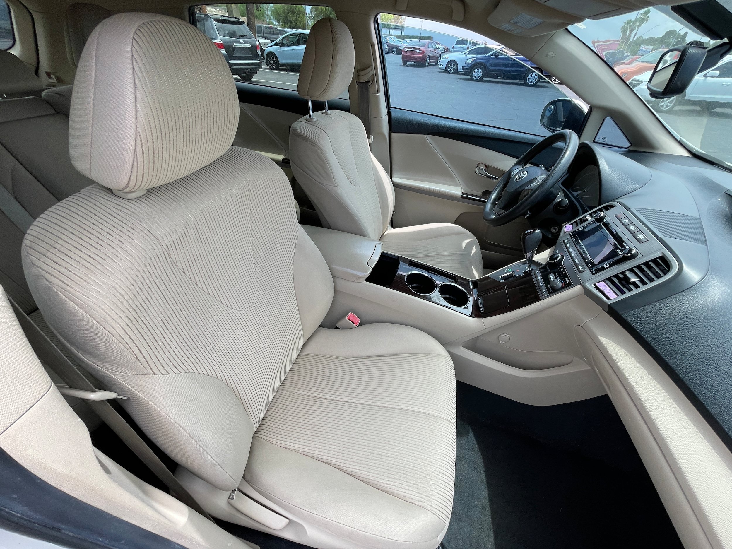 Used 2011 Toyota Venza FWD image 22