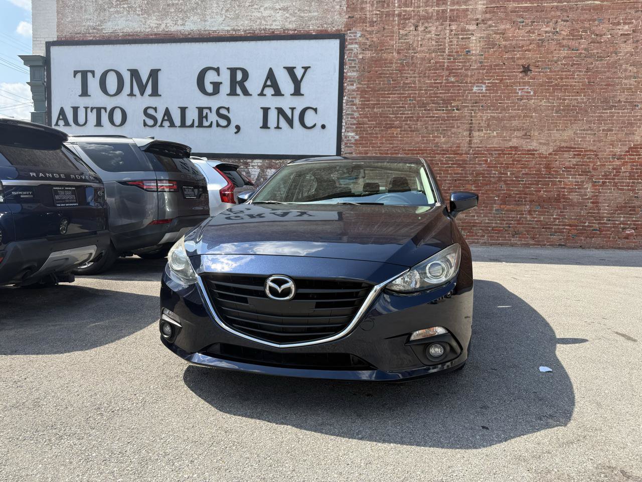 Used 2016 MAZDA MAZDA3 i Touring w/ Popular Equipment Package FWD image 1