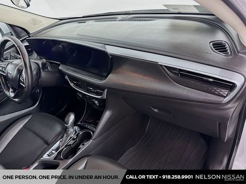 Used 2015 Nissan Rogue SV AWD/4WD image 27