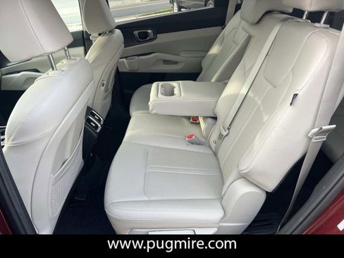 Used 2025 Kia Sorento S w/ Panoramic Sunroof Package image 20