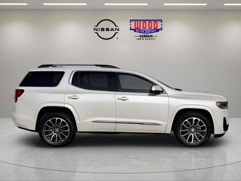 Used 2022 GMC Acadia Denali w/ Denali Ultimate Package image 2