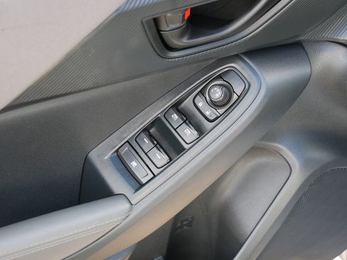Used 2025 Subaru Crosstrek 2.0i Premium AWD/4WD image 19