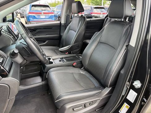 Used 2023 Honda Odyssey Elite image 7