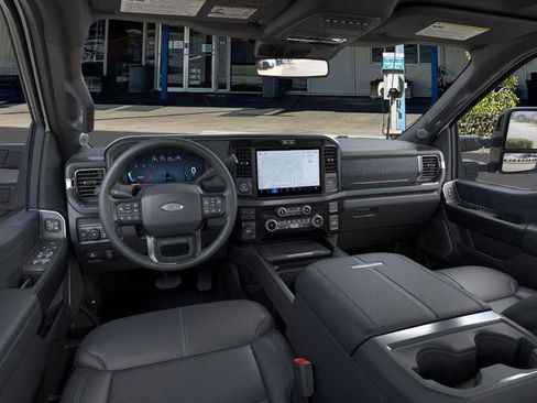 New 2026 Ford F450 Platinum w/ FX4 Off-Road Package image 9