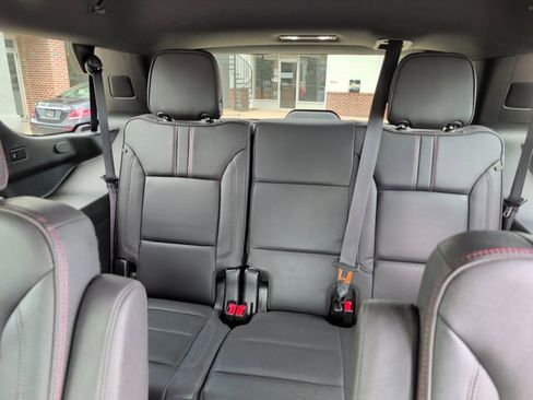Used 2023 Chevrolet Tahoe RST w/ RST Performance Edition AWD/4WD image 35