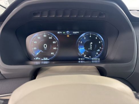 Used 2020 Volvo XC90 T5 Momentum w/ Protection Package AWD/4WD image 12