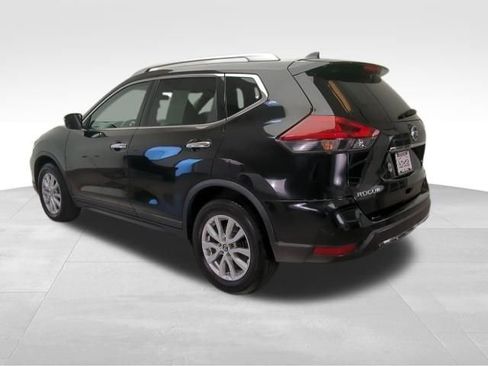 Used 2018 Nissan Rogue SV FWD image 23