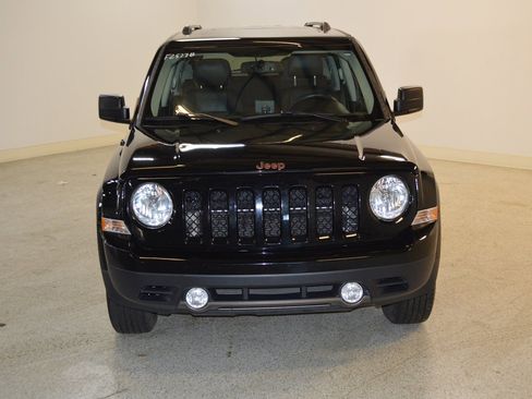 Used 2017 Jeep Patriot 75th Anniversary w/ Power Value Group image 8