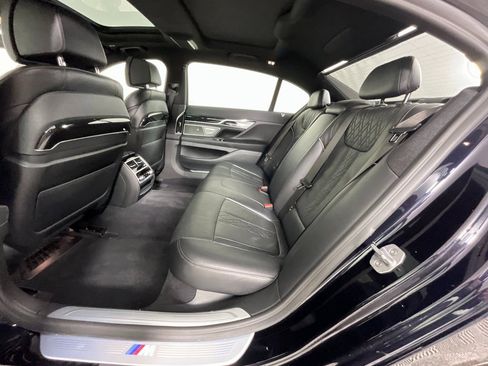 Used 2019 BMW 750i 750i image 24