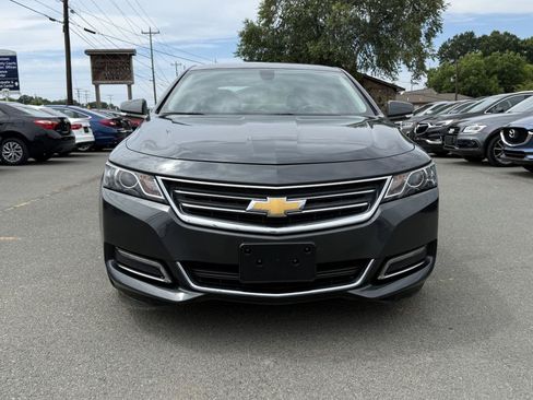 Used 2018 Chevrolet Impala LT FWD image 2