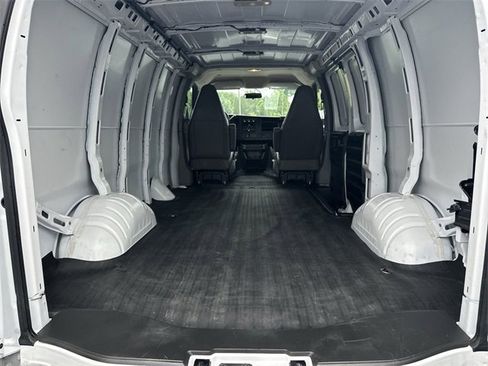 Certified 2023 Chevrolet Express 2500 w/ Driver Convenience Package image 21