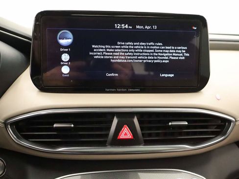 Used 2023 Hyundai Santa Fe SEL w/ Premium Package image 10