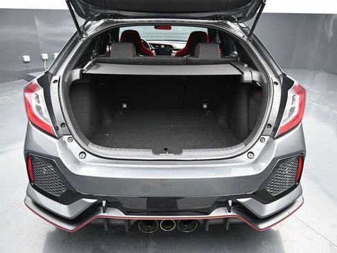 Used 2018 Honda Civic Type R image 9