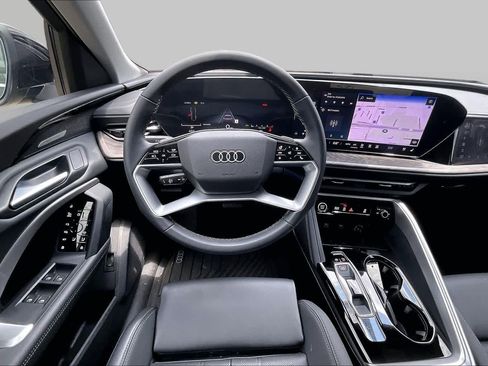 Used 2025 Audi Q5 Prestige AWD/4WD image 6