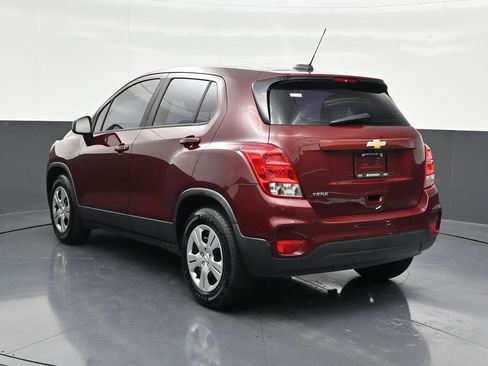 Used 2017 Chevrolet Trax LS FWD image 3