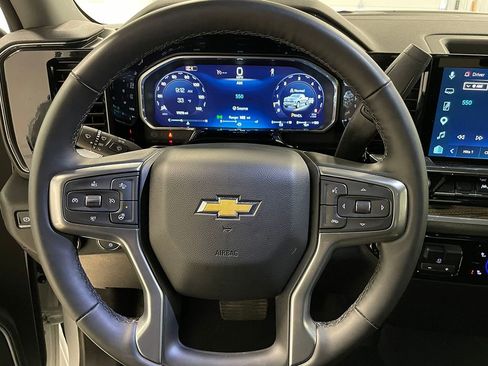 Used 2026 Chevrolet Silverado 1500 LT image 30