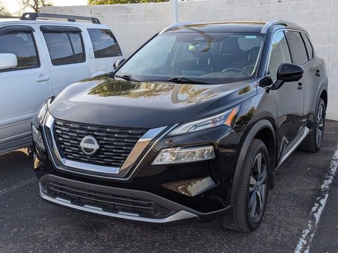 Certified 2023 Nissan Rogue SL w/ SL Premium Package image 2