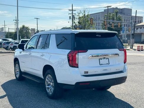 Used 2023 GMC Yukon SLE AWD/4WD image 4