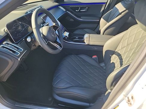 New 2025 Mercedes-Benz S 580 4MATIC Sedan image 7