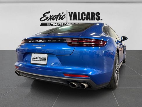 Used 2017 Porsche Panamera 4S w/ Sport Package AWD/4WD image 10