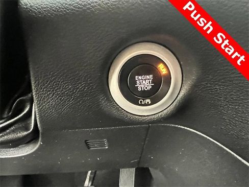 Used 2019 Chrysler Pacifica Touring Plus w/ S Appearance Package image 30