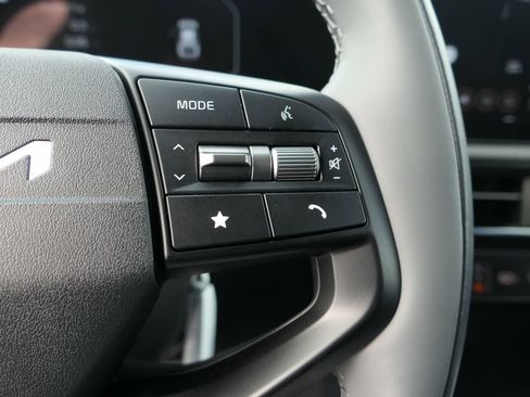 New 2025 Kia EV6 Wind image 14