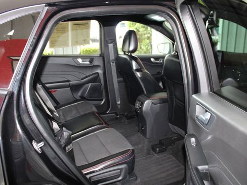 Used 2024 Ford Escape ST-Line w/ Cold Weather Package FWD image 47