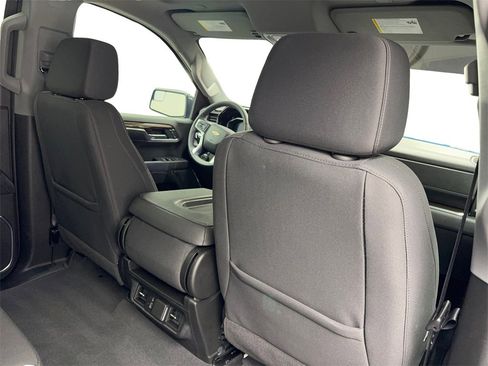 Used 2024 Chevrolet Silverado 1500 LT image 40