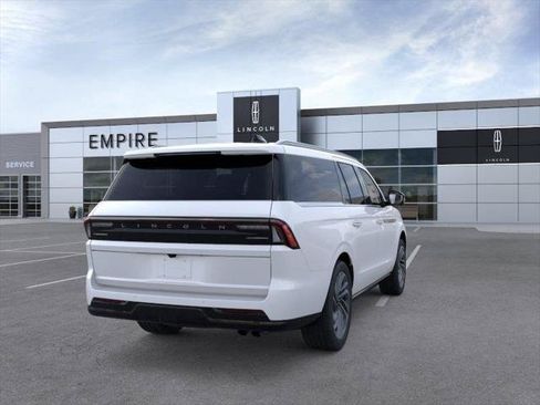 New 2026 Lincoln Navigator L Reserve AWD/4WD image 8