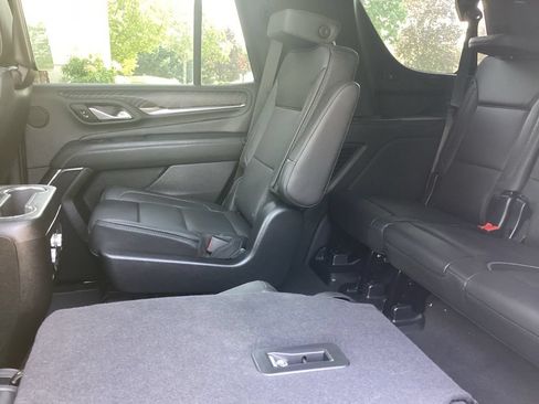 Used 2023 GMC Yukon Denali w/ Denali Reserve Package AWD/4WD image 5