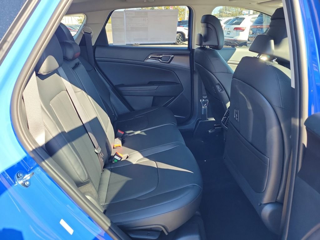 New 2026 Kia Sportage SX FWD image 12
