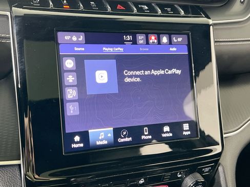 Used 2023 Jeep Grand Cherokee L Laredo image 14