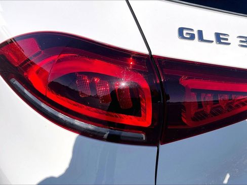 Used 2022 Mercedes-Benz GLE 350 image 25