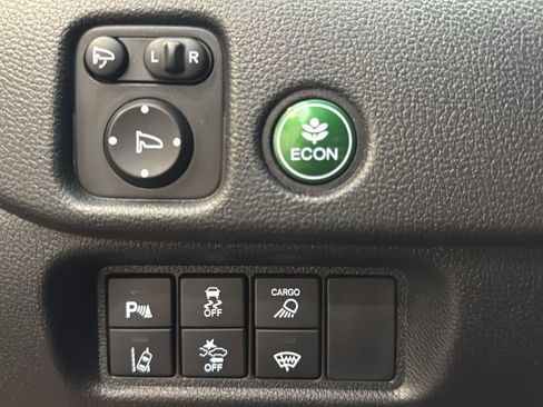 Certified 2025 Honda Ridgeline TrailSport image 31