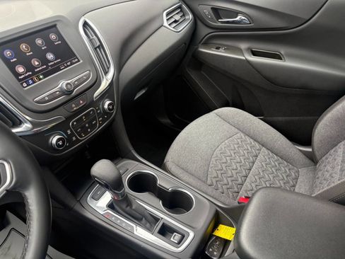 Used 2024 Chevrolet Equinox LT w/ LPO, Floor Liner Package AWD/4WD image 16