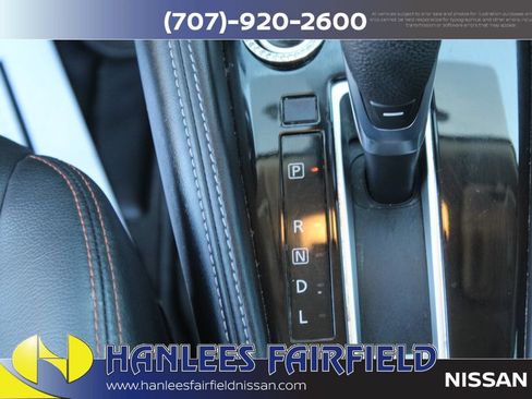 Used 2020 Nissan Kicks SR w/ SR Premium Package FWD image 19