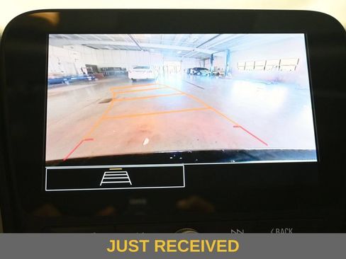 Used 2023 Chevrolet Malibu LT FWD image 12