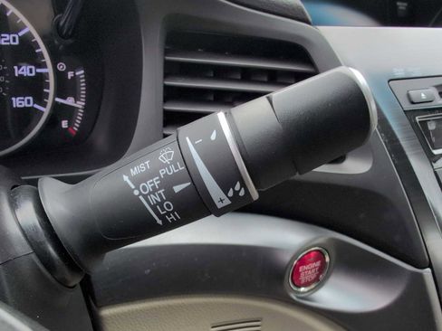 Used 2013 Acura ILX w/ Technology Package image 25