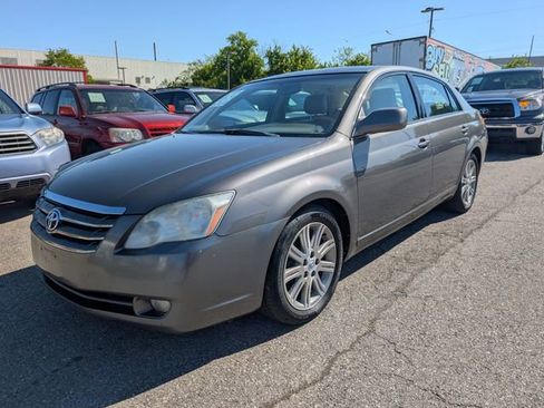 Used 2006 Toyota Avalon FWD image 3