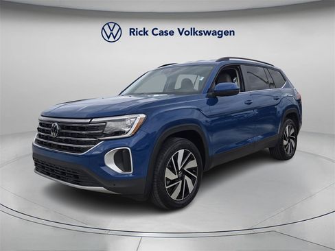 Certified 2025 Volkswagen Atlas SE image 9