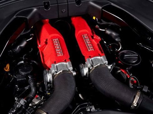 Certified 2020 Ferrari Portofino image 15