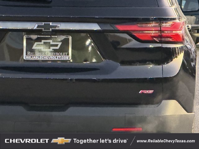 Used 2023 Chevrolet Traverse RS FWD image 6
