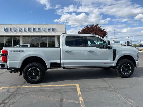 Used 2026 Ford F250 Platinum AWD/4WD image 6