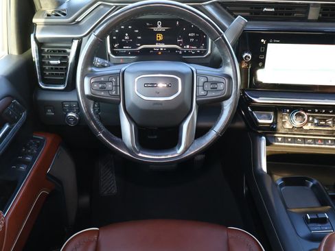 Used 2024 GMC Sierra 3500 Denali Ultimate image 9