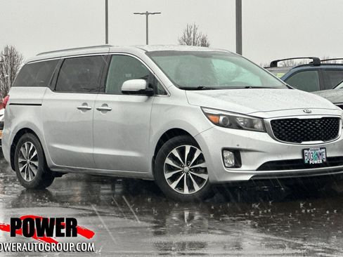 Used 2018 Kia Sedona SX image 1