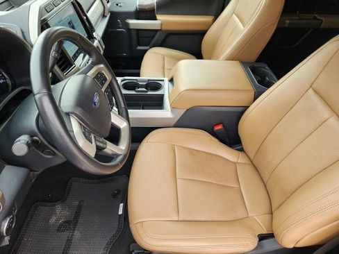 Used 2022 Ford F350 Lariat w/ Lariat Ultimate Package image 4