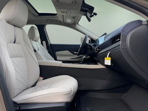 New 2026 Nissan Sentra SL w/ Floor Mat Package FWD image 15